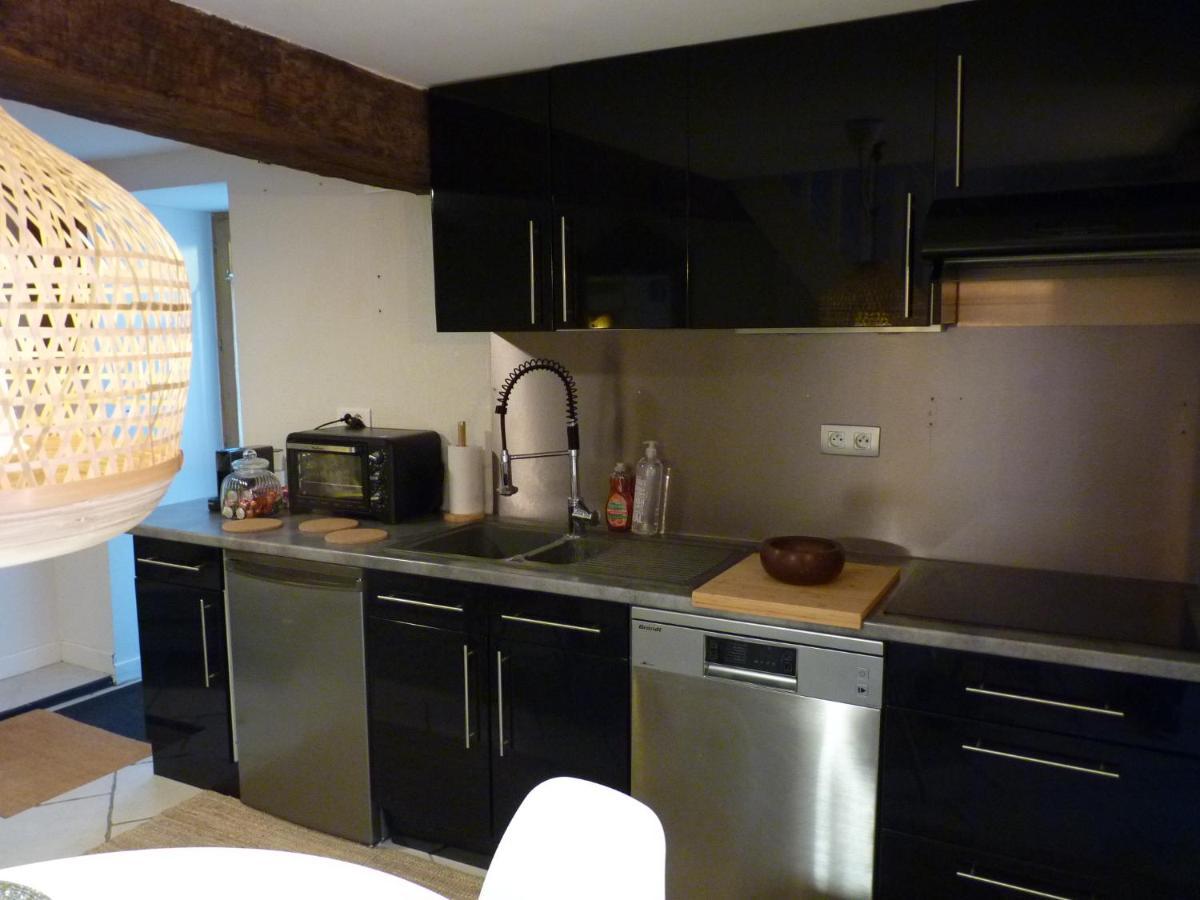 La Petite Maison Carre Talant Bagian luar foto